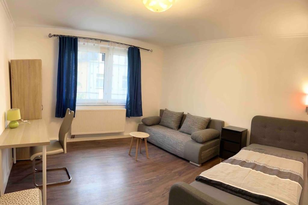 Duesseldorf Messe And Airport, 2-Bedroom Apartment With Kitchen And Garden Duisburg Eksteriør bilde