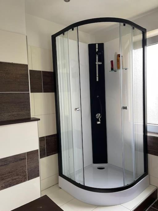 Duesseldorf Messe And Airport, 2-Bedroom Apartment With Kitchen And Garden Duisburg Eksteriør bilde